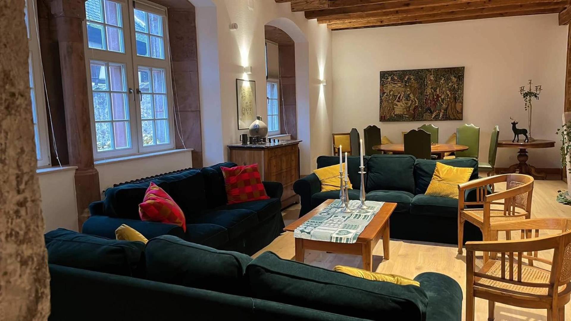 Domaine La Cour Des Nobles - Demeure, Maison Et Appartements Au Coeur De Riquewihr Exterior foto