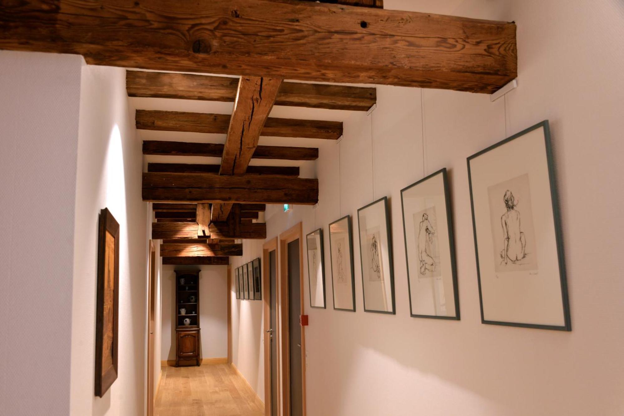 Domaine La Cour Des Nobles - Demeure, Maison Et Appartements Au Coeur De Riquewihr Habitación foto